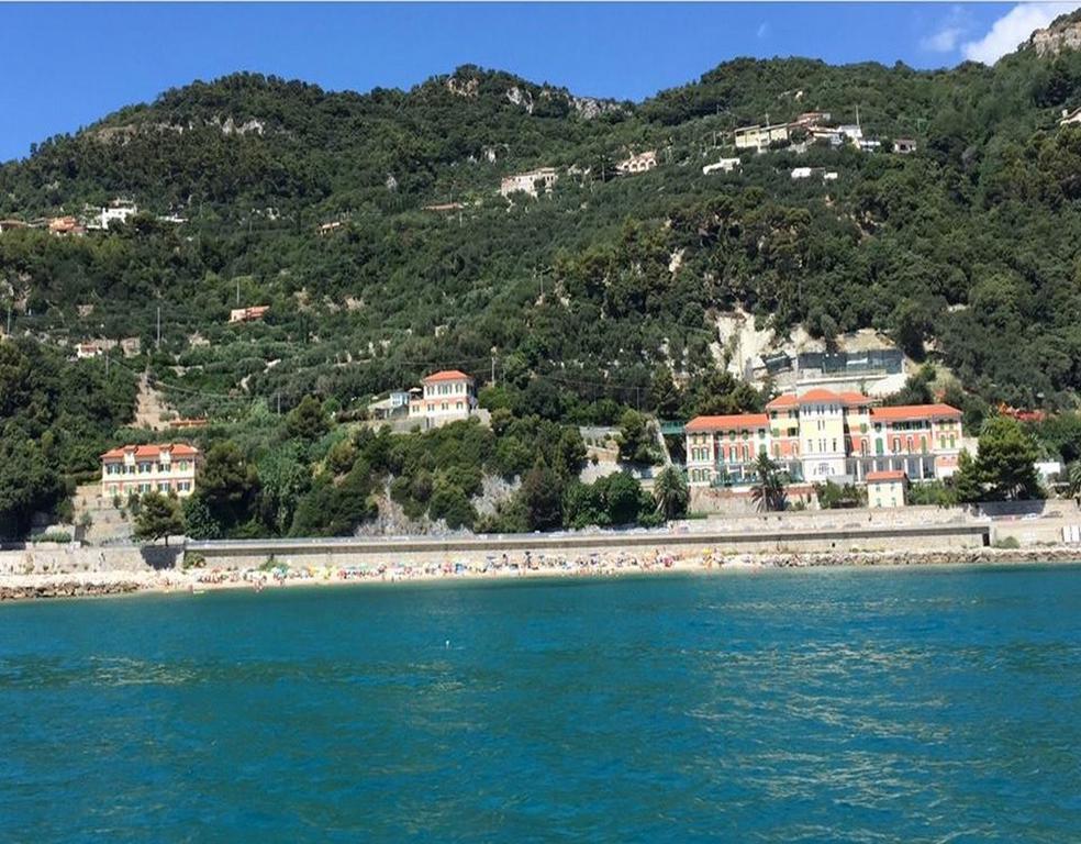 Hotel Del Golfo Finale Ligure Exterior foto
